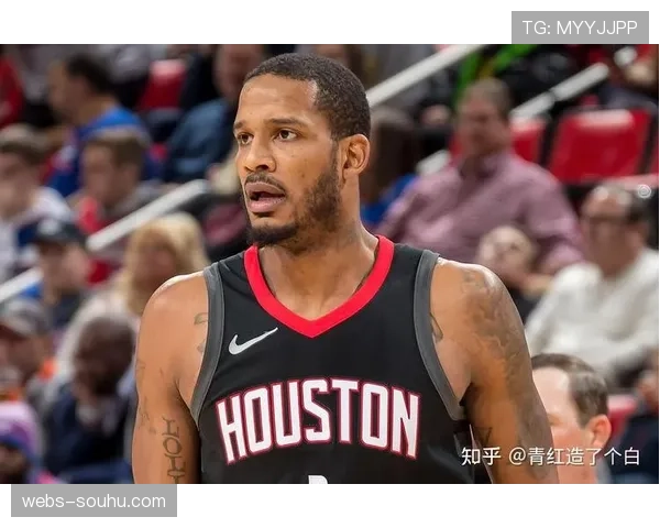 朗斯队长福法纳接受队报专访,谈及生涯末期目标 朗斯队长福法纳接受队报专访,谈及生涯末期目标